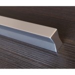 Paire de poignées 680 mm en aluminium – Finition anodisée brillante – pour meubles de cuisine et ameublement – Fabriqué en Italie. - B08MRRH1ZM7