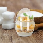 Angoily 2Pcs Verre Clear Pudding Bocaux avec Couvercle Funny Oeuf Forme Yaourt Contenants Coupes D' œufs pour Yaourt Milk Jam Desserts Mousse 100Ml - B09QHMFHZN7